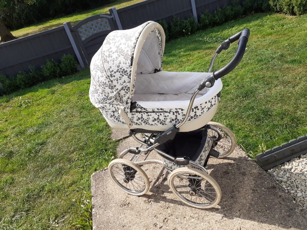 pushchair facing both ways